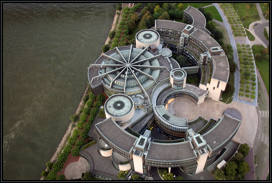 Building of the NRW- Parliament