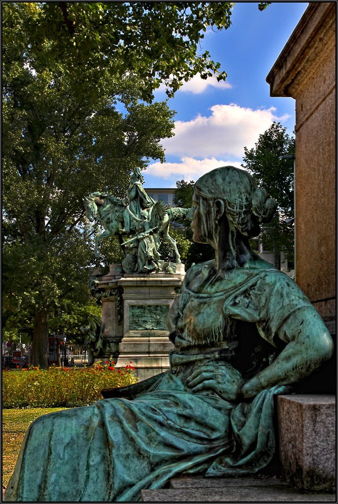 Bismarck-Denkmal  im Herzen von Düsseldorf